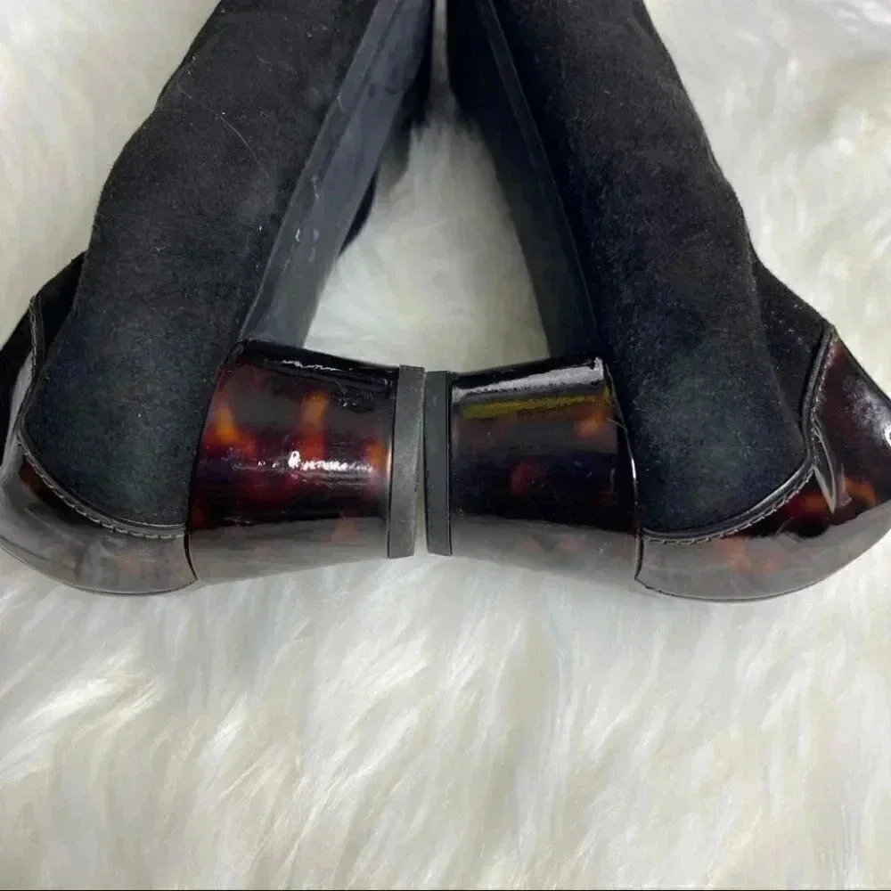 Stuart Weitzman Black Suede Ballet Flats with Brown Patent Toe - Picture 6 of 8